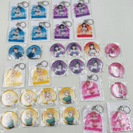 彼女、お借りします C賞 D賞 まとめセット アクリルキーホルダー 缶バッジ