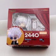 ねんどろいど 2440 呪術廻戦 五条悟 スーツVer.