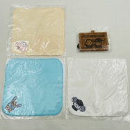 大逆転裁判2 × 明治村 パスケース 刺繍ハンドタオル 龍ノ介 ホームズ 寿沙都 4種セット