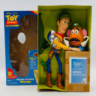 TOY STORY トイ・ストーリー トーキングフィギュアDX バトルエディション ウッディ 海外版