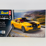 1/25 フォード・ムスタング GT 2010 FORD MUSTANG GT