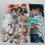 鬼滅の刃 ufotable cafe カフェ アクリルスタンド 缶バッジ クリアファイル 煉獄杏寿郎 まとめ セット