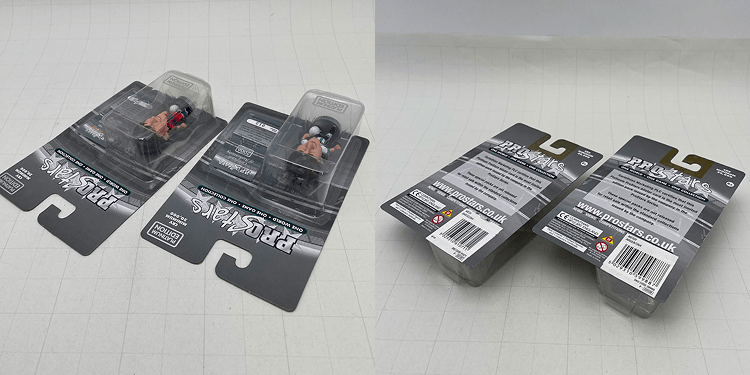 メッシのフィギュア（表裏）